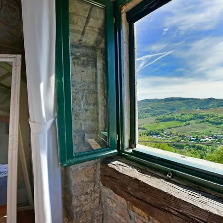 Luna Casa de Férias Motovun