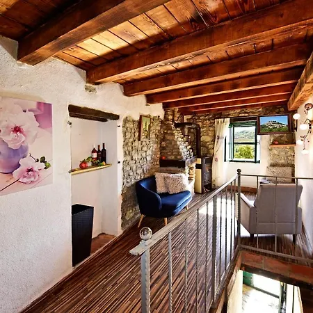 Сasa de vacaciones Luna Motovun