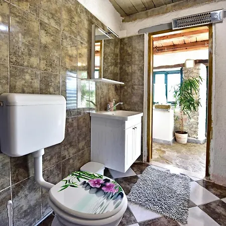 בית נופש Luna מוטובון